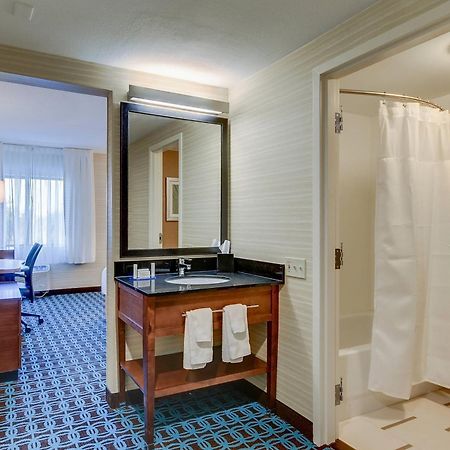 Fairfield Inn By Marriott Amesbury Εξωτερικό φωτογραφία