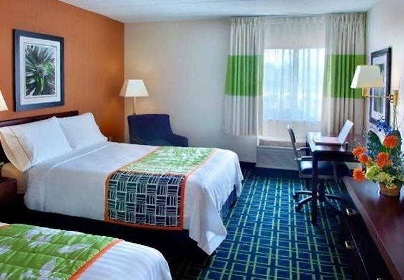 Fairfield Inn By Marriott Amesbury Εξωτερικό φωτογραφία